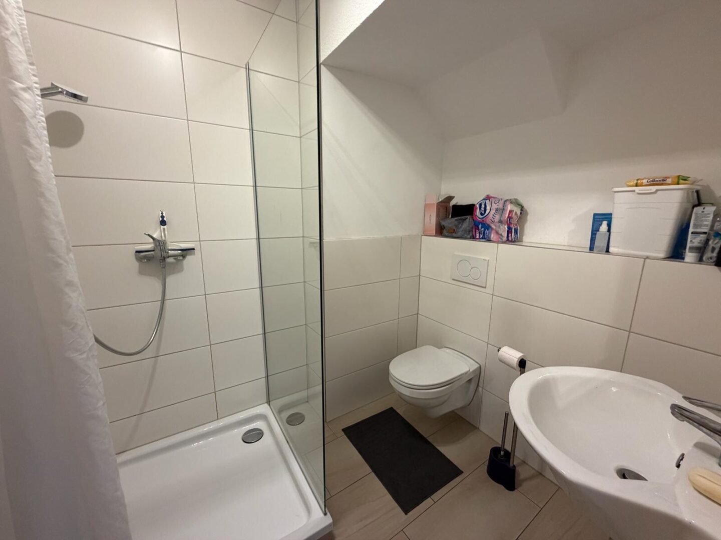 LHH - EG - Gemeinschaftsbadezimmer